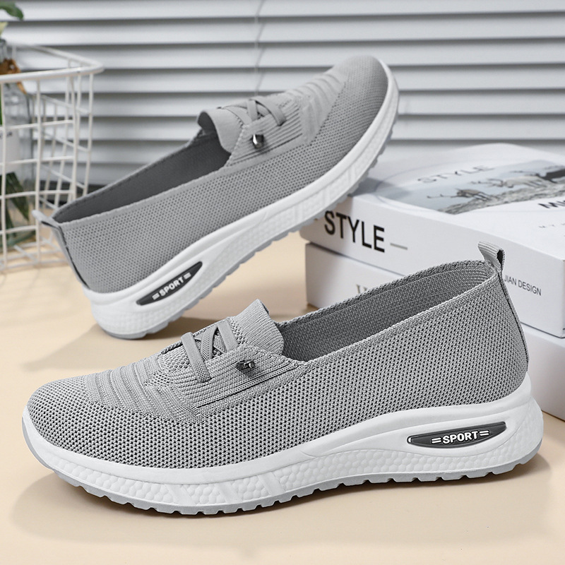 Women's oversized casual shoes - đánh giá và giá Running Gear Shoes